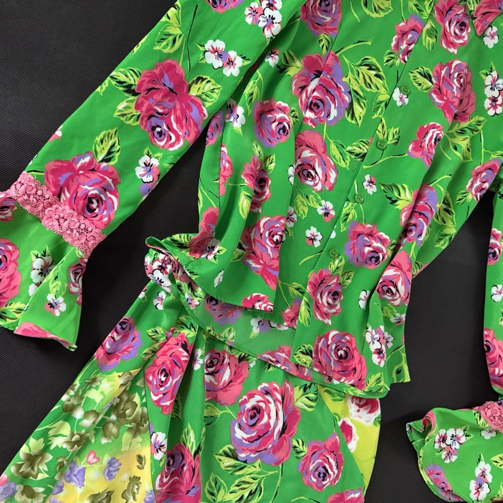 long bell sleeve two piece skirt set button down, pink and green. size small (2)